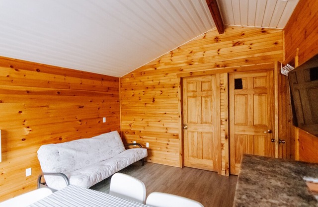 COTTAGE #4