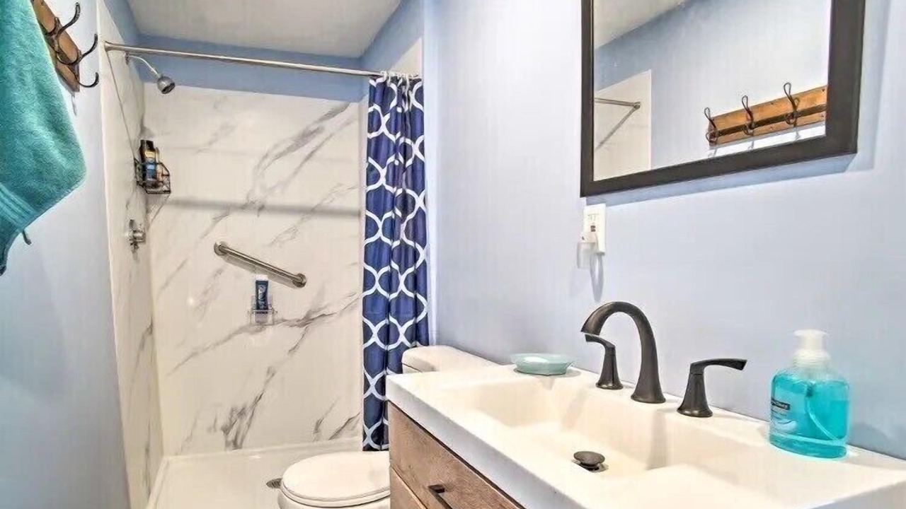 Photo of Bathroom in Chiltonville