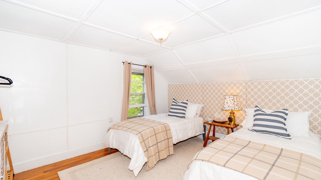 Photo of Bedroom in Melrose