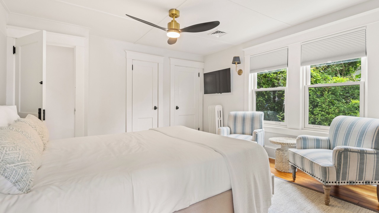 Photo of Bedroom in Mystic