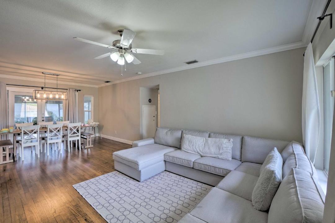 Photo of Livingroom in Clearwater